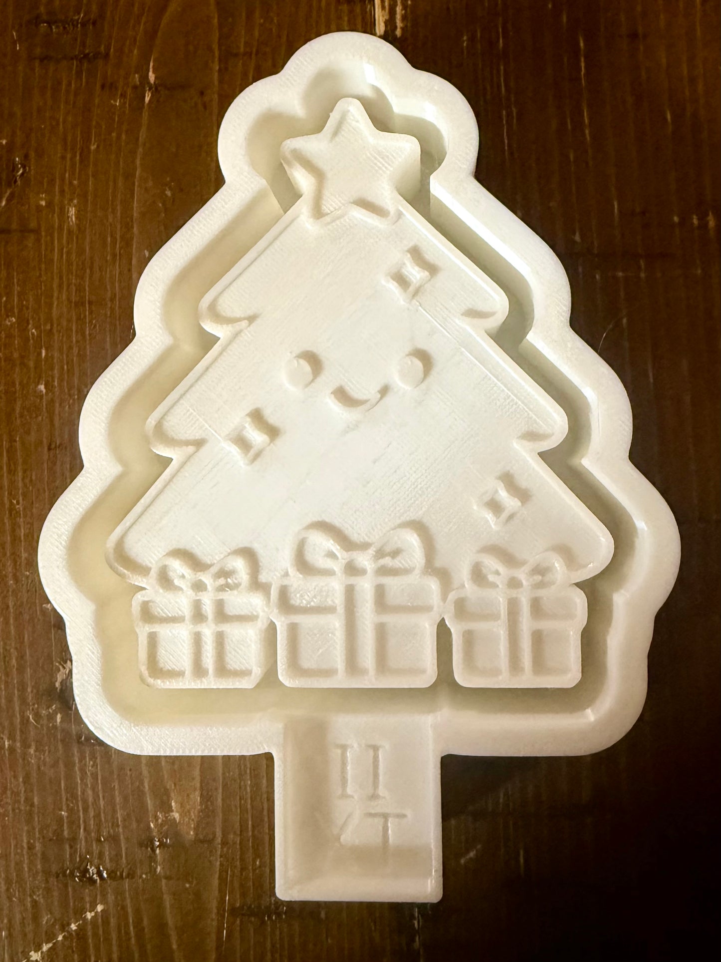 Cute Smiley Christmas Tree