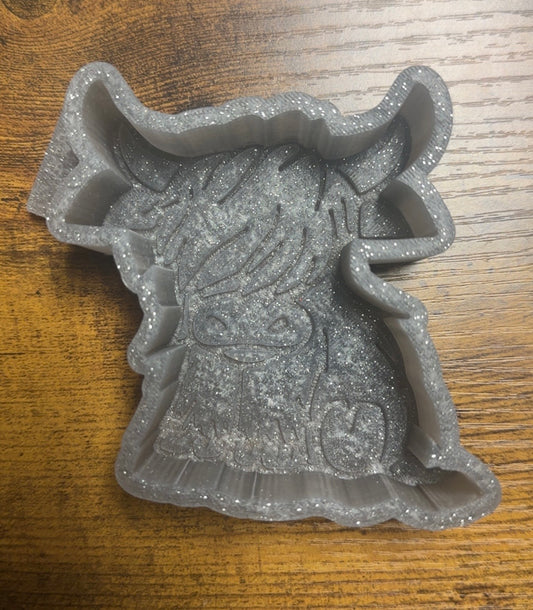 Highland Cow Medium