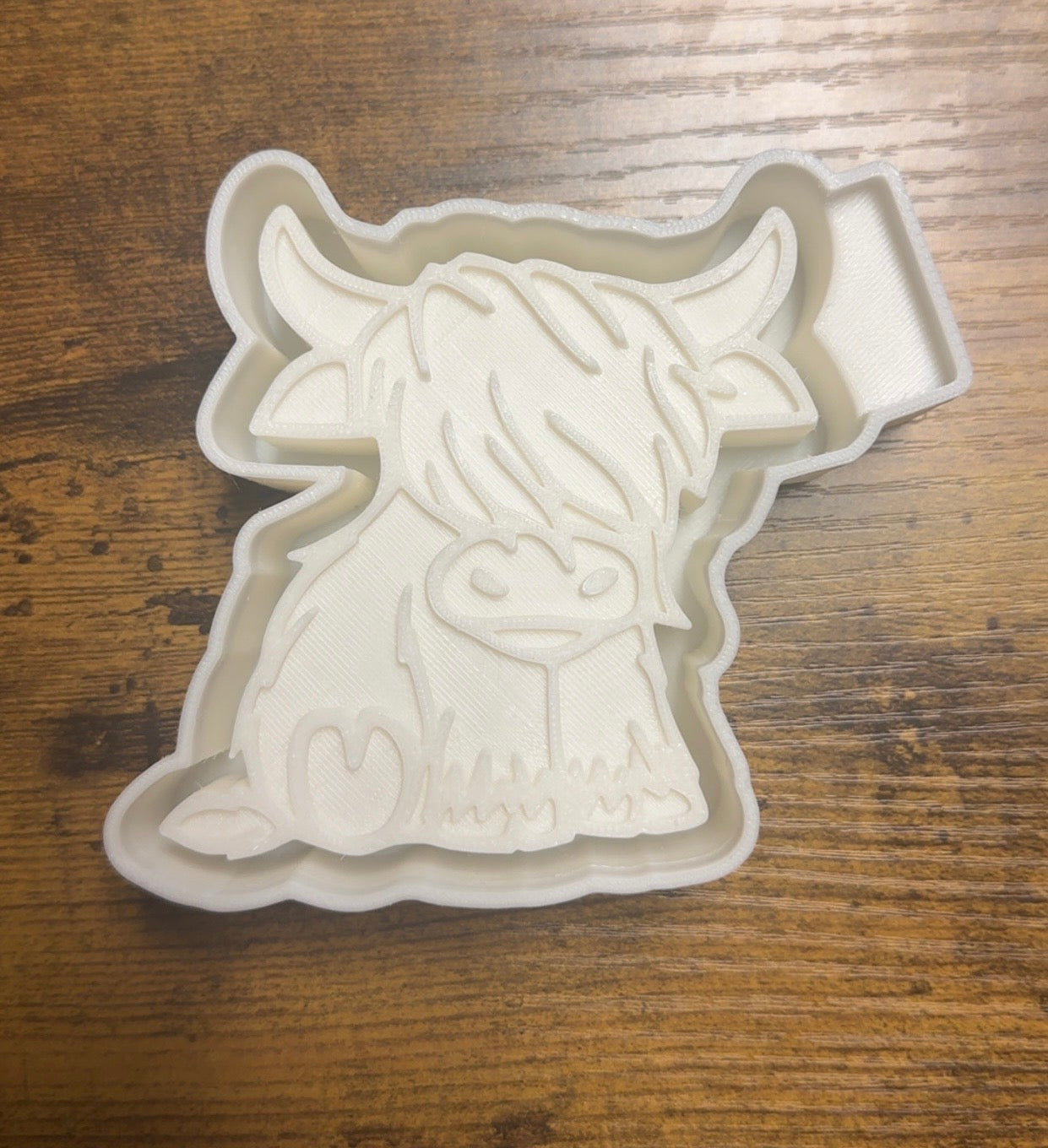Highland Cow Medium