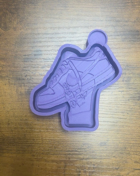 NK Shoe/ Hand
